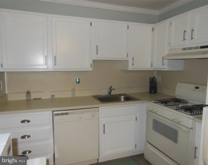 230 East Evesham Road, Unit C18 Glendora, NJ 08029 - Photo 6 of 22