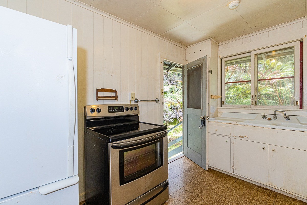 19-4078 Kilauea Road Volcano, HI 96785 - Photo 4 of 28 Gallery Image 4