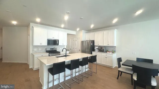 $3,500 | 337 Milton Stamp Drive, Glen Mills, PA 19342