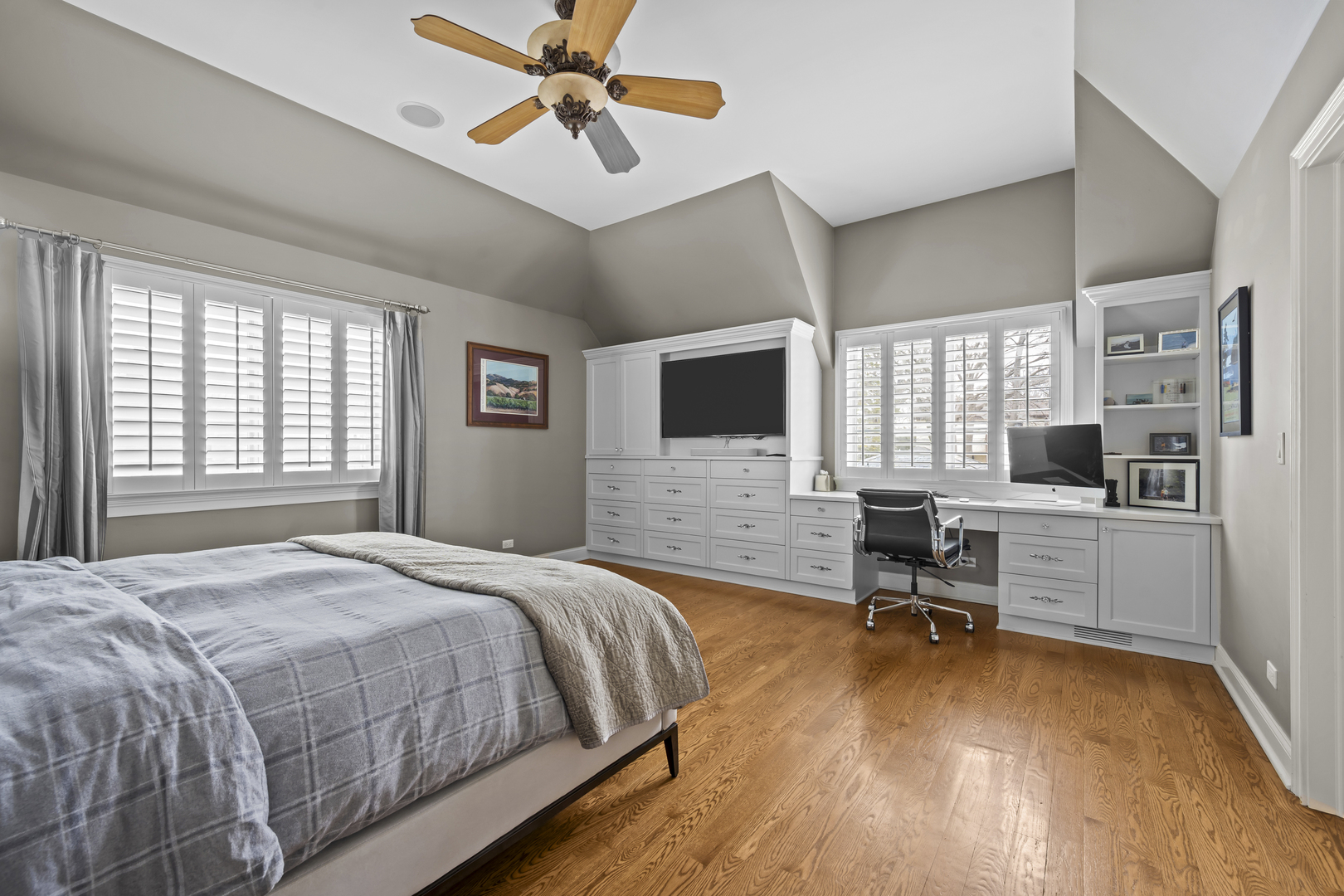 33 Washington Circle Lake Forest, IL 60045 - Photo 15 of 37