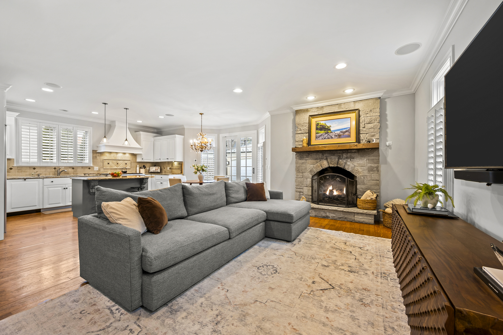 33 Washington Circle Lake Forest, IL 60045 - Photo 8 of 37