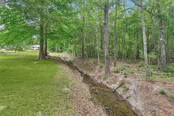 $299,999 | 19196 Wildoak Lane, Ponchatoula, LA 70454