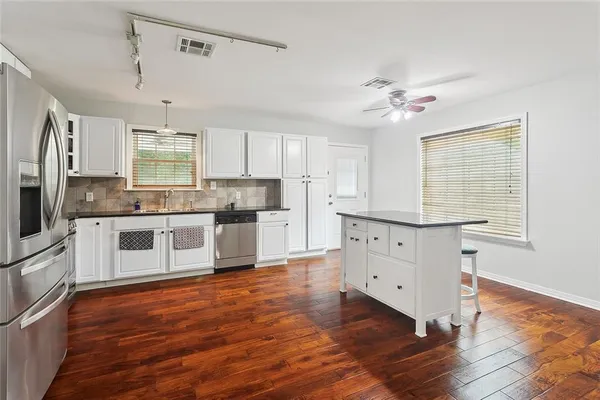 $299,999 | 19196 Wildoak Lane, Ponchatoula, LA 70454
