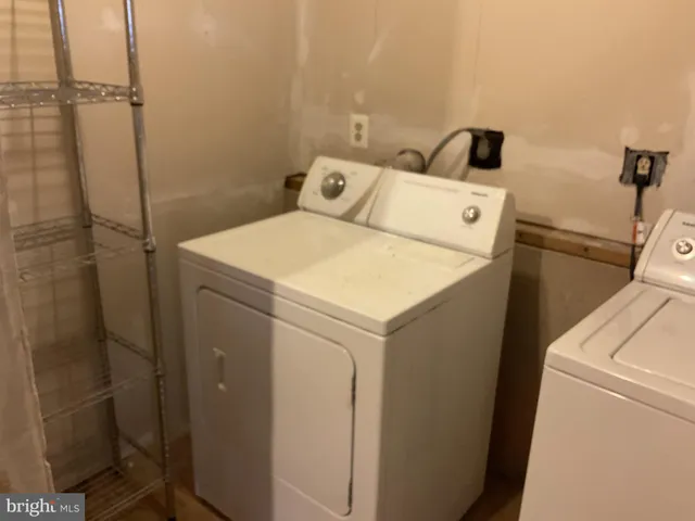 $3,900 | 8904 Grass Valley Court, Springfield, VA 22153