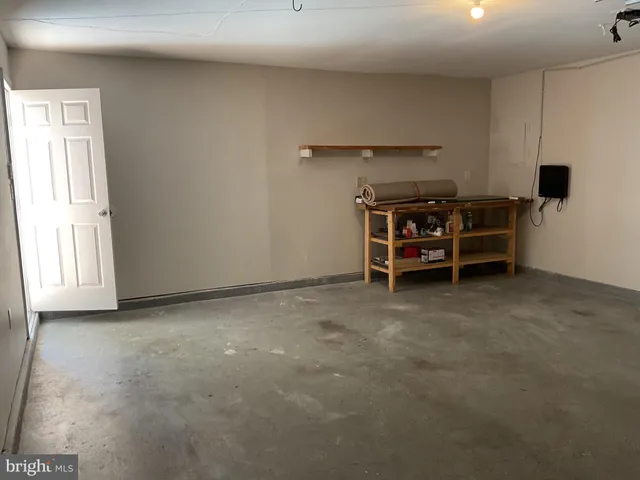 $3,900 | 8904 Grass Valley Court, Springfield, VA 22153