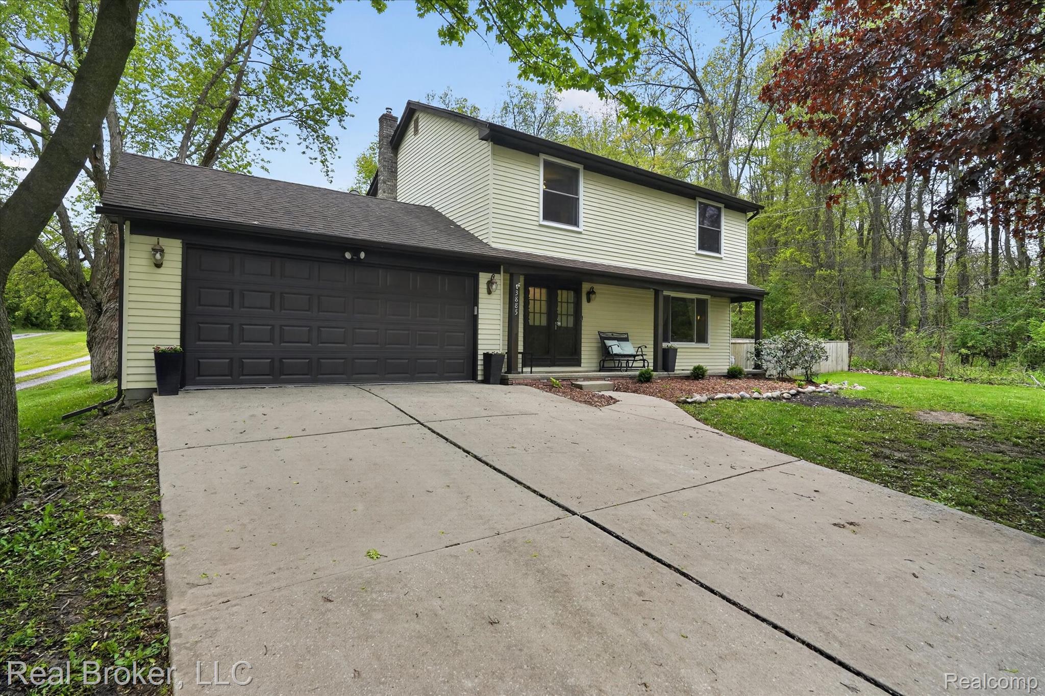 3885 Morgan Road Lake Orion, MI 48359 - Photo 2 of 57 02-3885-Morgan-Rd-Orion-Township-MI-48359-WindowStill.jpg