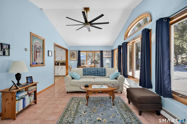 $299,990 | 27 Robinwood Road, Waterbury, CT 06708