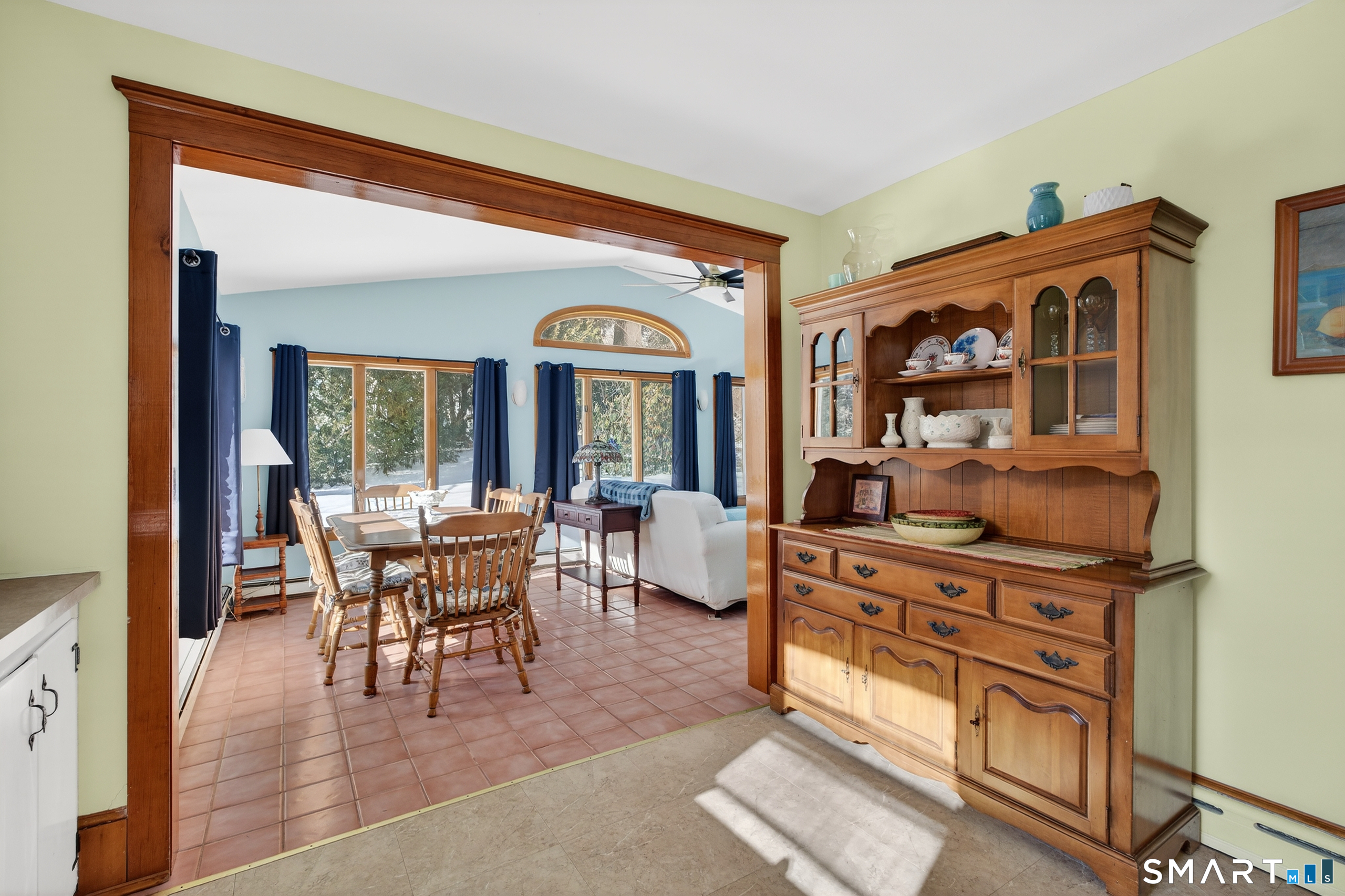 27 Robinwood Road Waterbury, CT 06708 - Photo 16 of 37