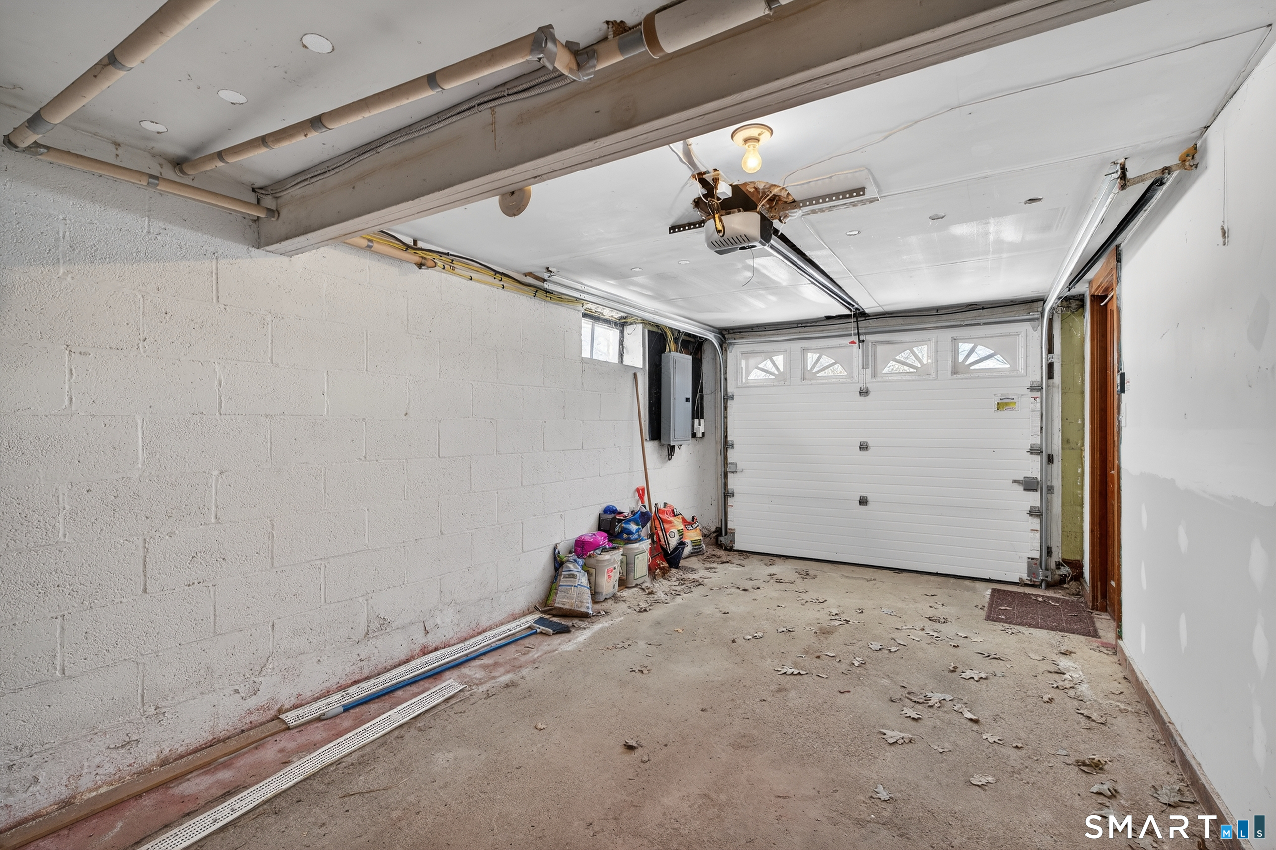 27 Robinwood Road Waterbury, CT 06708 - Photo 29 of 37