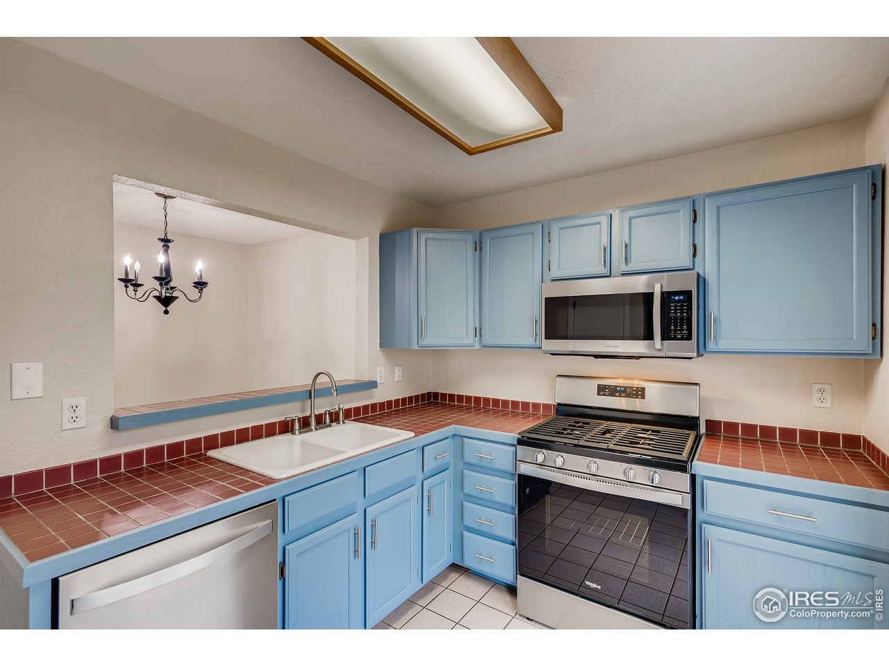 8069 Decatur Court Westminster, CO 80031 - Photo 15 of 33 Gallery Image 15