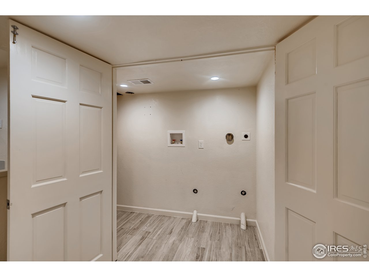 8069 Decatur Court Westminster, CO 80031 - Photo 29 of 33 Gallery Image 29
