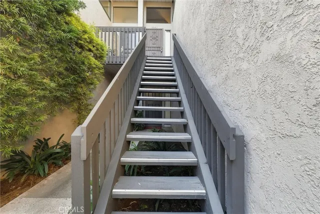 $489,000 | 2516 West MacArthur Boulevard, Unit J, Santa Ana, CA 92704