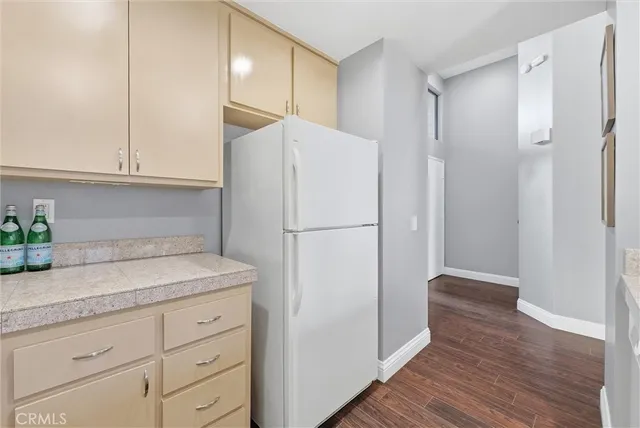 $489,000 | 2516 West MacArthur Boulevard, Unit J, Santa Ana, CA 92704