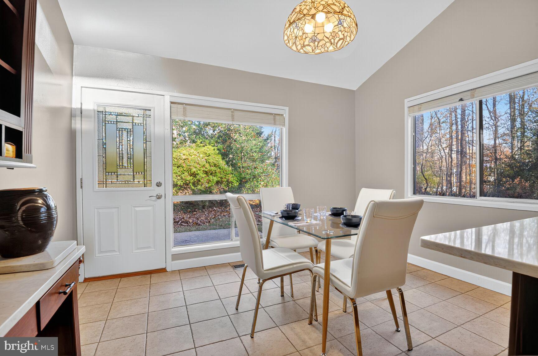 3204 Fox Mill Road Oakton, VA 22124 - Photo 12 of 25 Breakfast Area