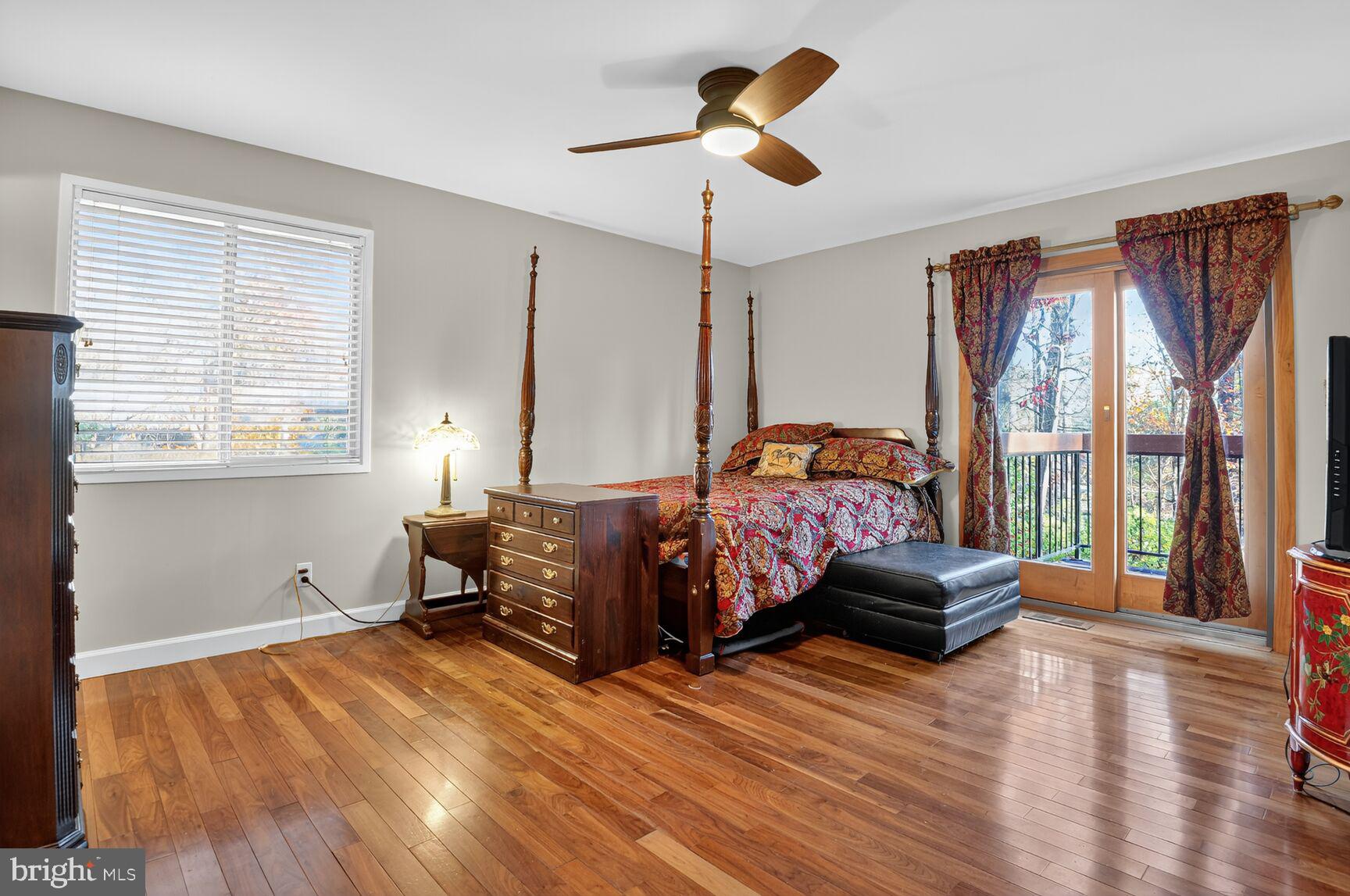 3204 Fox Mill Road Oakton, VA 22124 - Photo 17 of 25 Primary Bedroom w/2 Walk in Closets