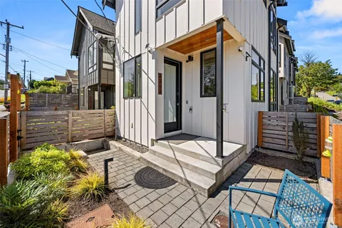 $640,000 | 2203 22nd Avenue South, Unit A, Seattle, WA 98144