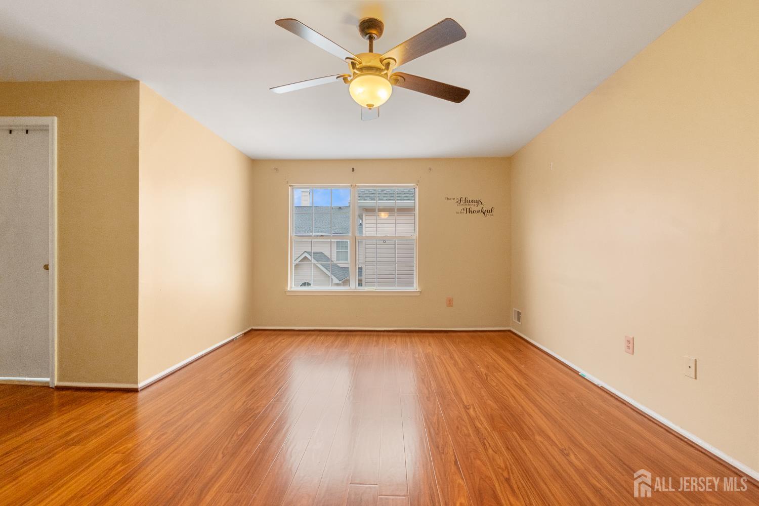 415 Plymouth Road North Brunswick, NJ 08902 - Photo 31 of 41