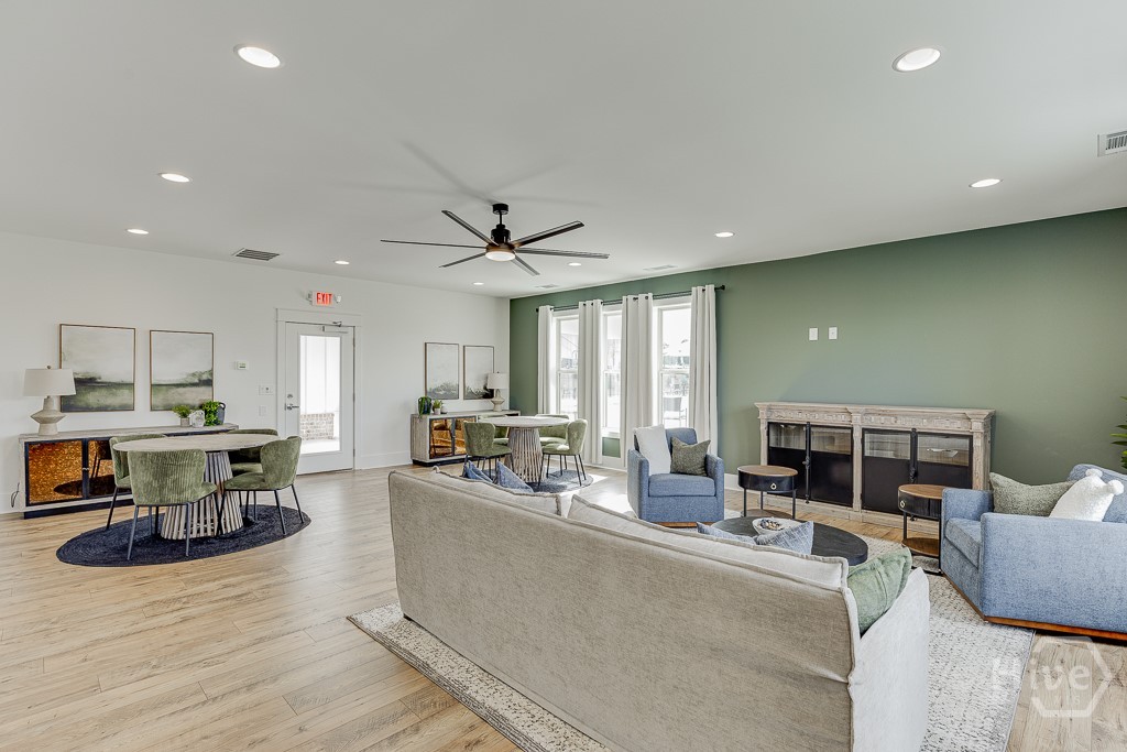 184 Oakdale Road Jefferson, GA 30549 - Photo 10 of 25