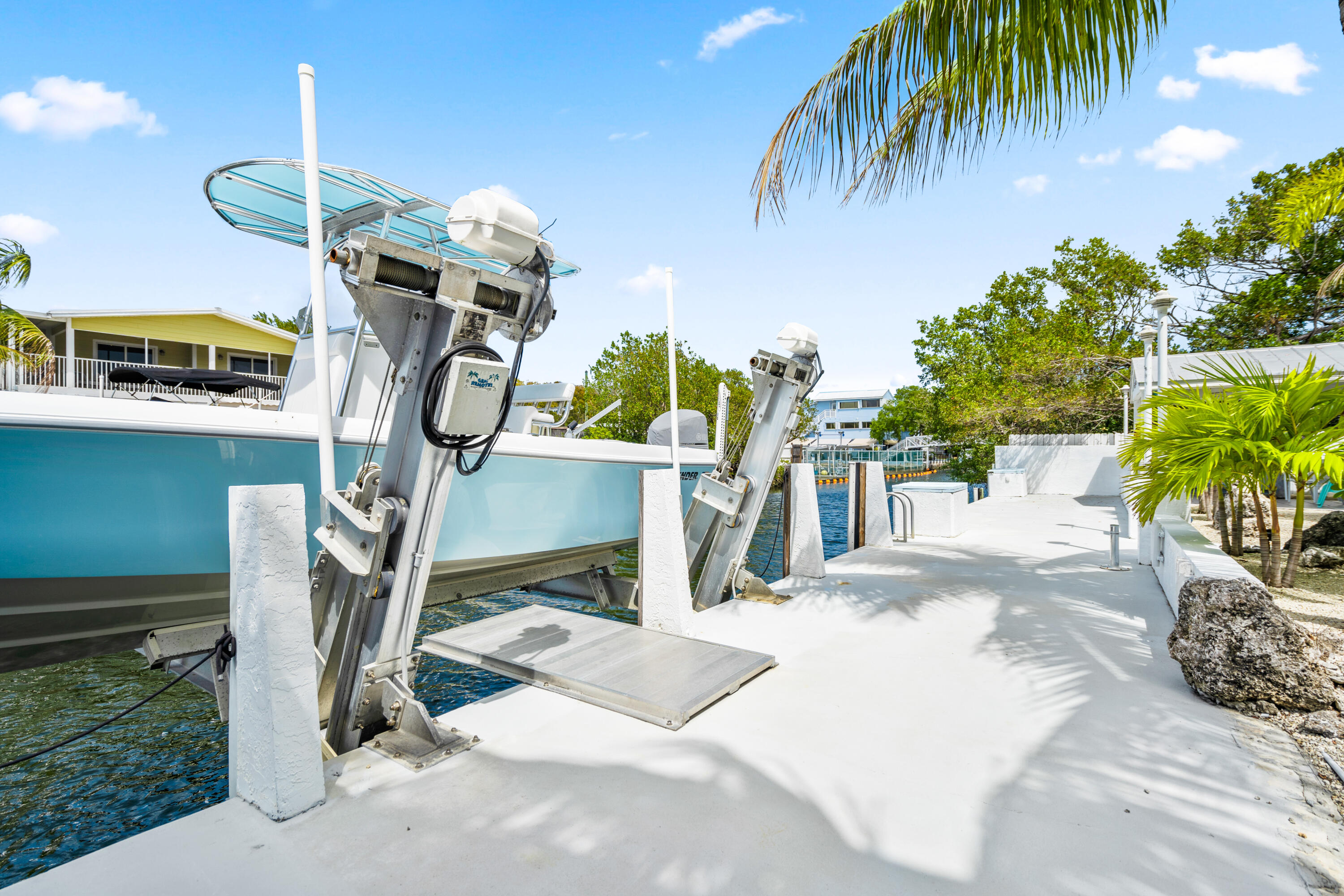 130 Lorelane Place Key Largo, FL 33037 - Photo 48 of 67 a view of a house with a patio