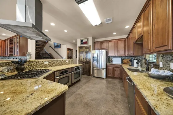 $1,387,000 | 2649 Hideaway Lane, Graford, TX 76449