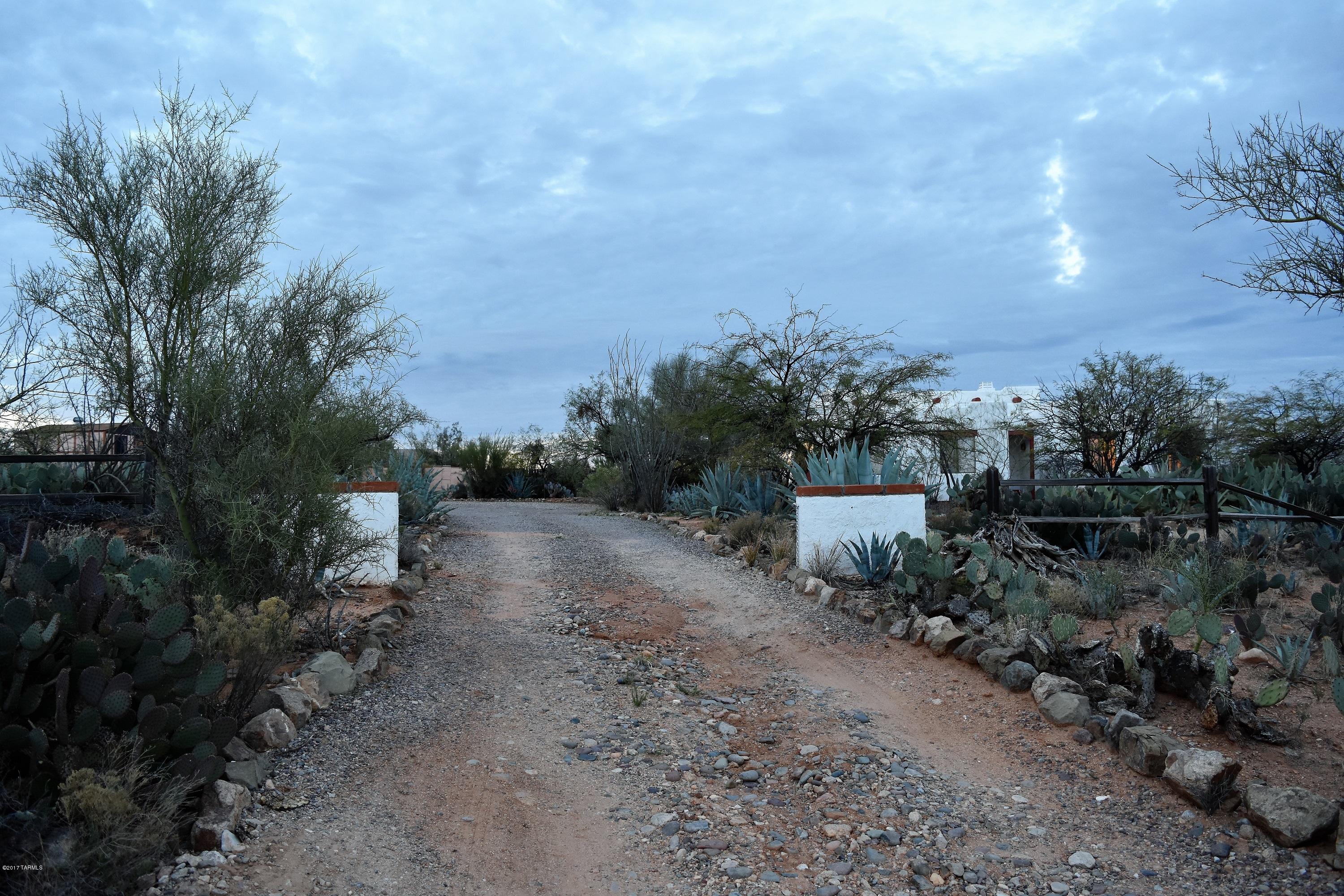 15885 West Lynnette Road Tucson, AZ 85736 - Photo 7 of 23 Gallery Image 7