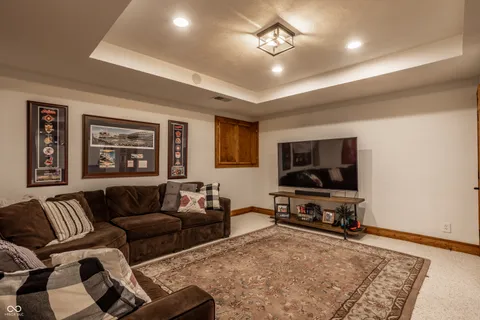 $1,300,000 | 4626 Woods Edge Drive, Zionsville, IN 46077