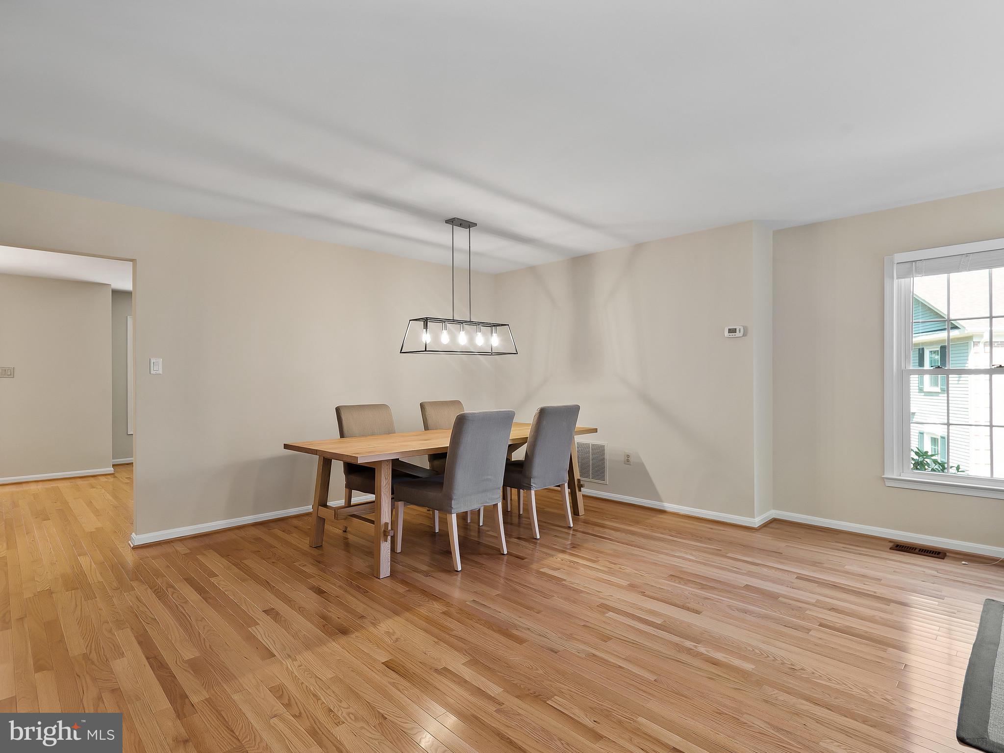 7212 Olde Lantern Way Springfield, VA 22152 - Photo 12 of 42 Gallery Image 12