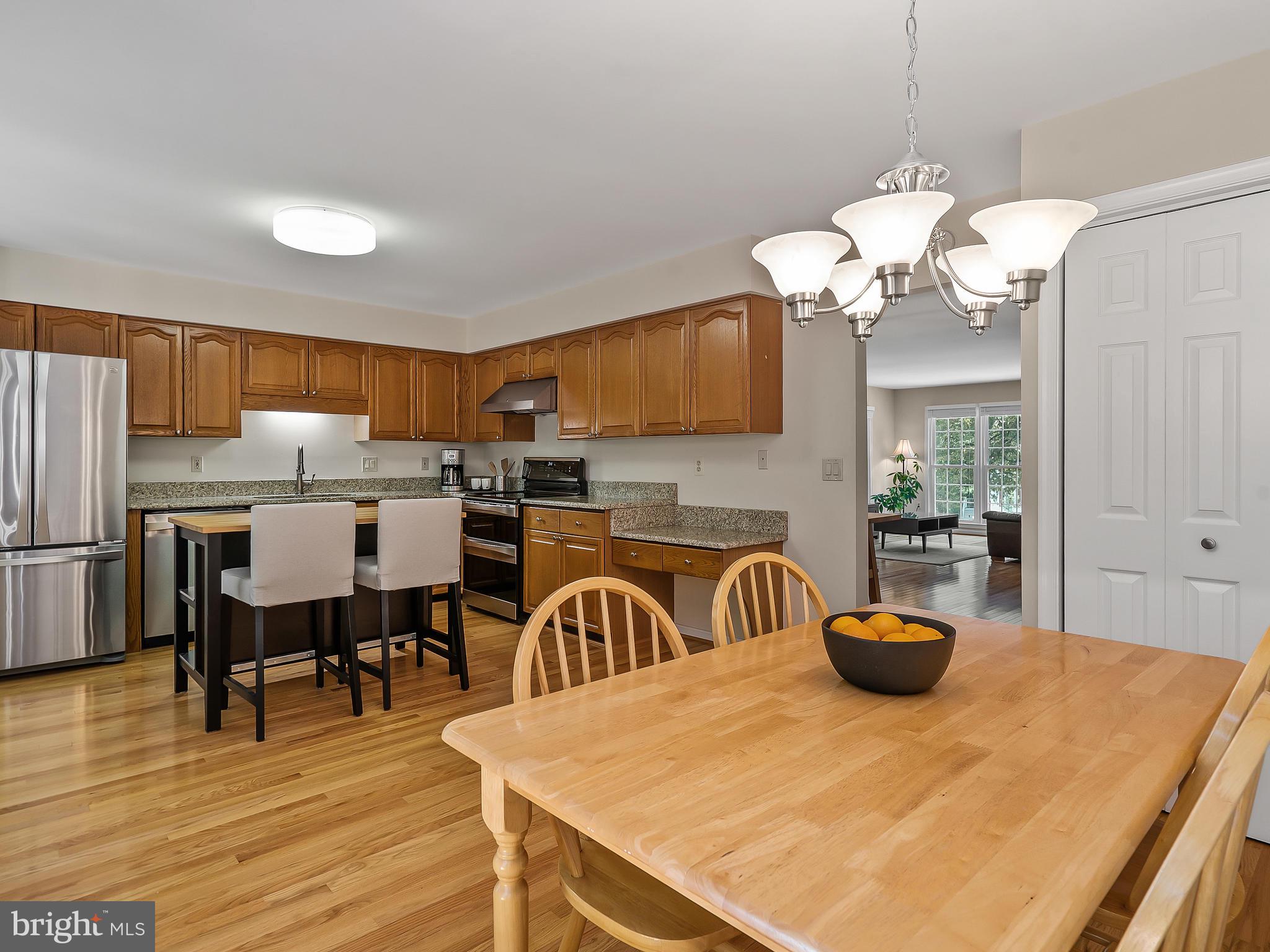 7212 Olde Lantern Way Springfield, VA 22152 - Photo 16 of 42 Gallery Image 16