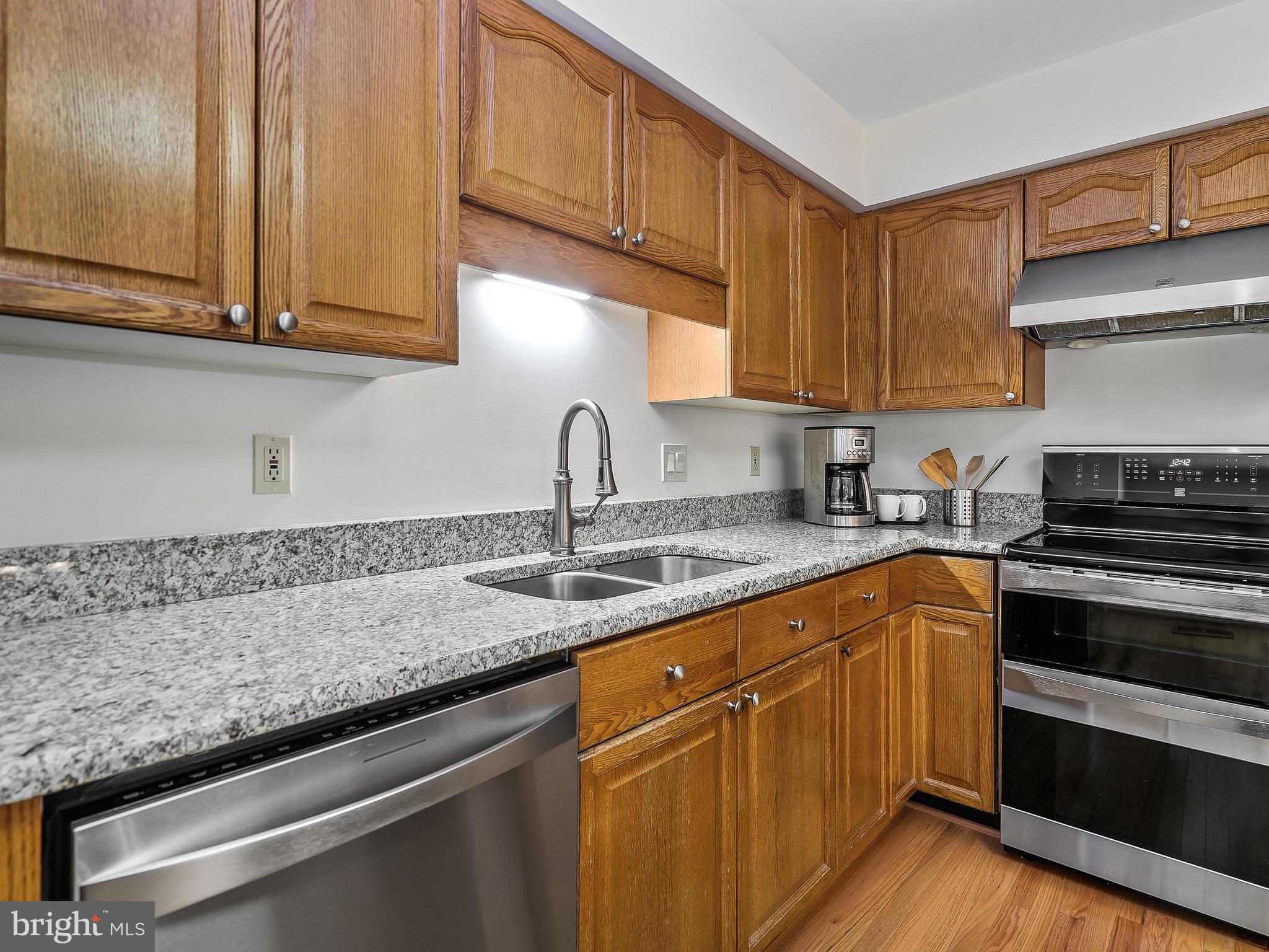 7212 Olde Lantern Way Springfield, VA 22152 - Photo 17 of 42 Gallery Image 17