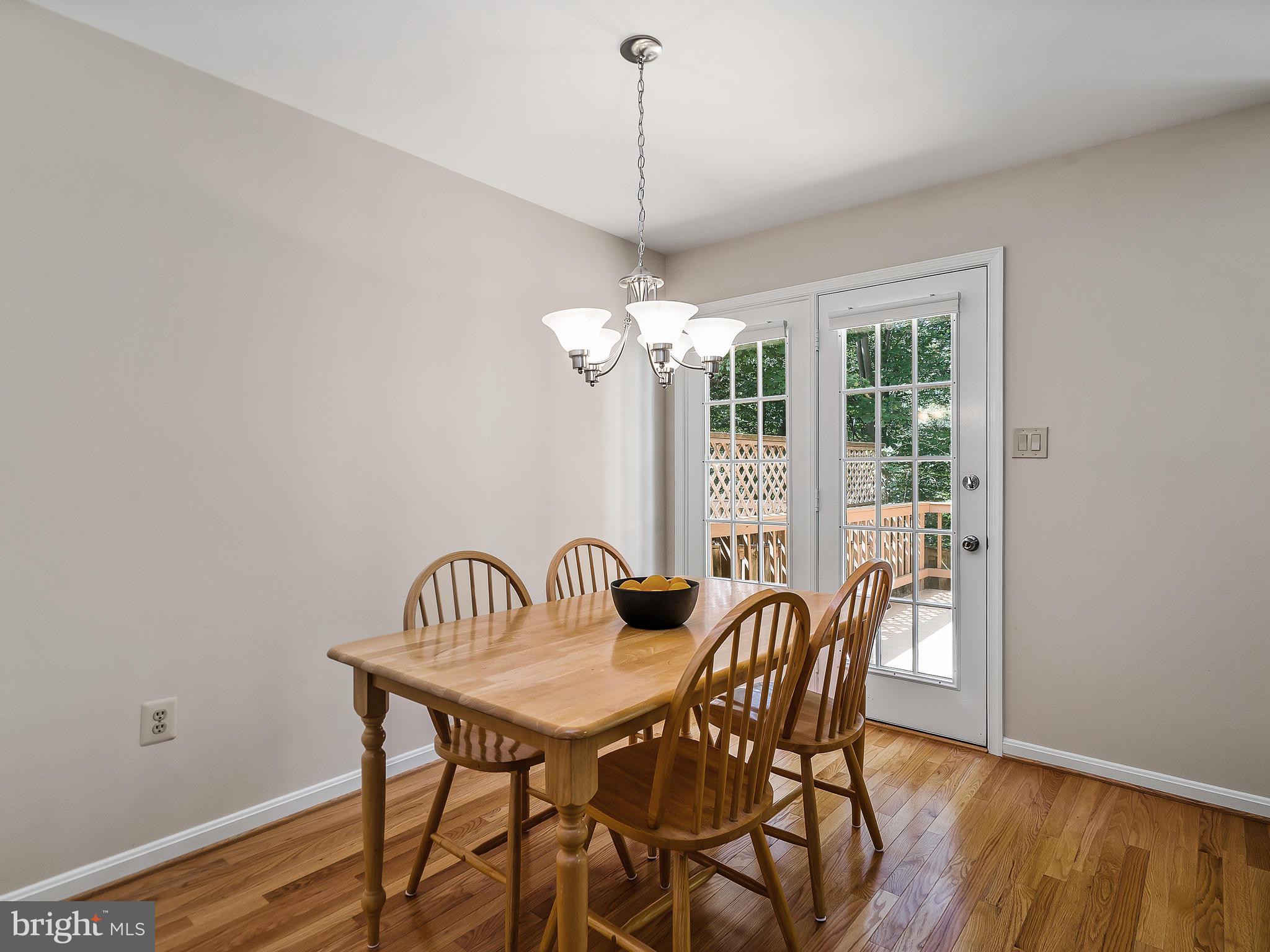 7212 Olde Lantern Way Springfield, VA 22152 - Photo 22 of 42 Gallery Image 22