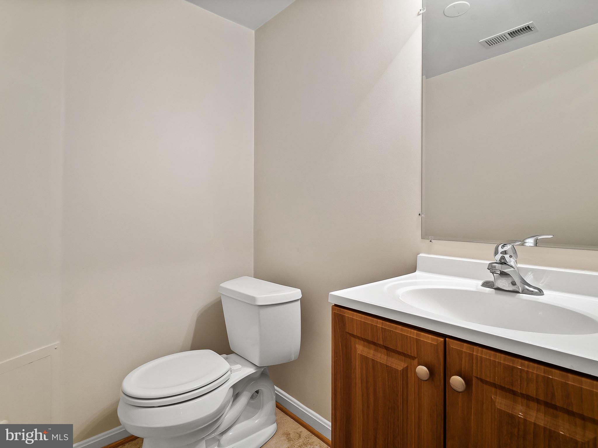 7212 Olde Lantern Way Springfield, VA 22152 - Photo 32 of 42 Gallery Image 32