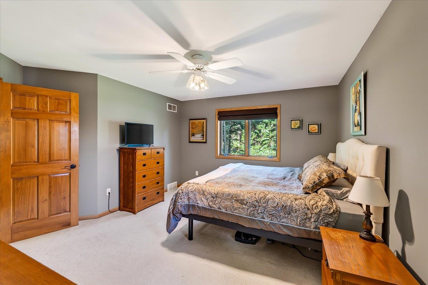 827 Ridge View Lane Oregon, WI 53575 - Photo 25 of 50 Gallery Image 25