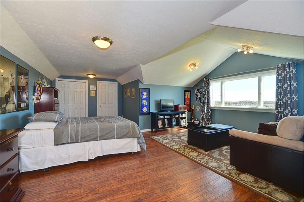 808 Ridge Avenue Canonsburg, PA 15317 - Photo 17 of 24 Gallery Image 17