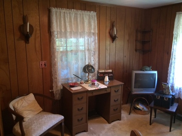 8 Ward Swift Road Bourne, MA 02534 - Photo 3 of 3