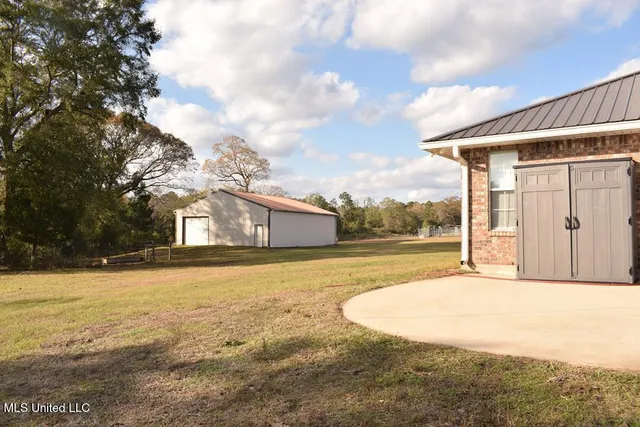 $425,000 | 54 Ballard Road, Perkinston, MS 39573