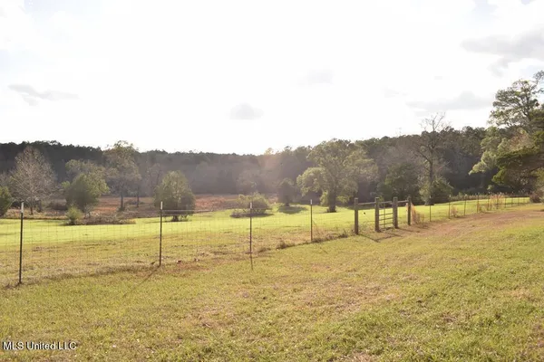 $425,000 | 54 Ballard Road, Perkinston, MS 39573