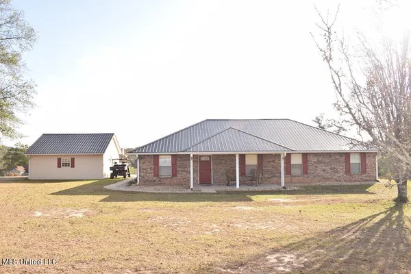 $425,000 | 54 Ballard Road, Perkinston, MS 39573