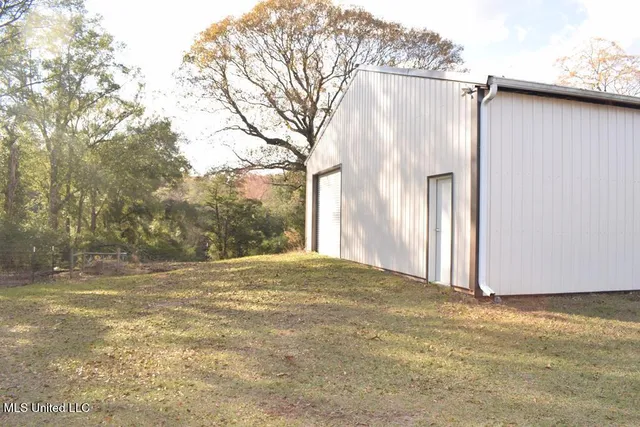 $425,000 | 54 Ballard Road, Perkinston, MS 39573