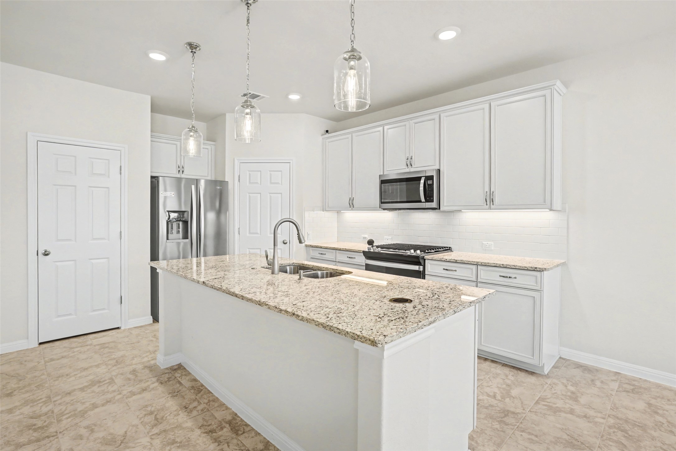 382 Smithsonian Lane Kyle, TX 78640 - Photo 21 of 40