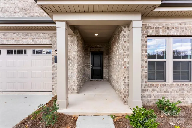 a view of a entryway of the house