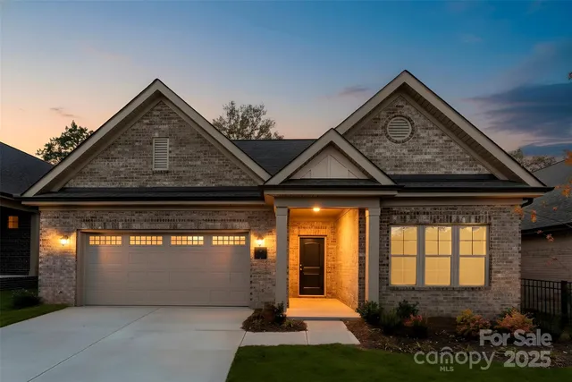 a front view of house with yard