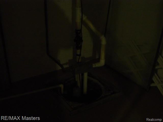 13190 Grafton Road Carleton, MI 48117 - Photo 23 of 25 DSC00822.JPG