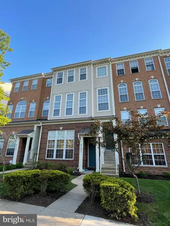 $2,800 | 5123 Anchorstone Drive, Unit 503, Woodbridge, VA 22192
