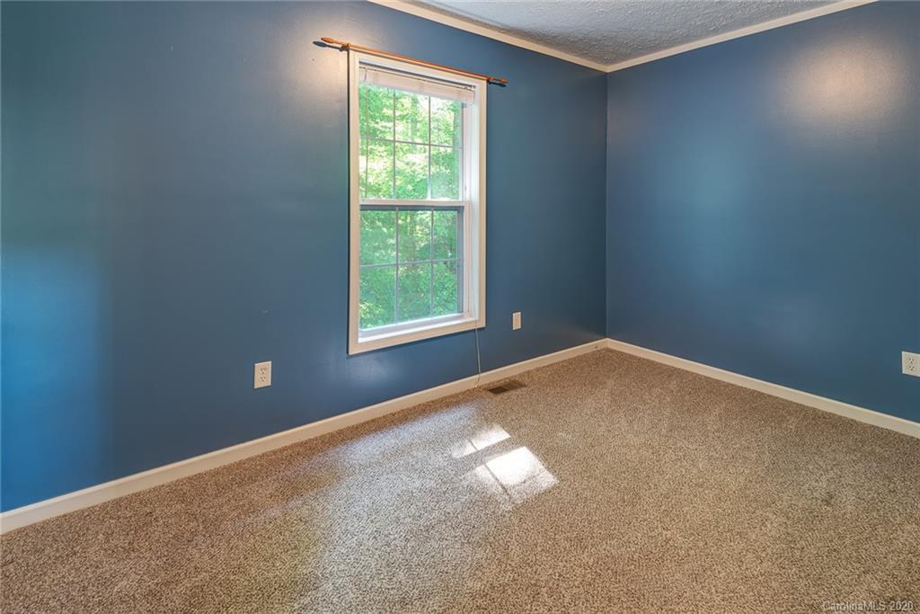 162 Rocking Porch Ridge Asheville, NC 28805 - Photo 19 of 25 Gallery Image 19