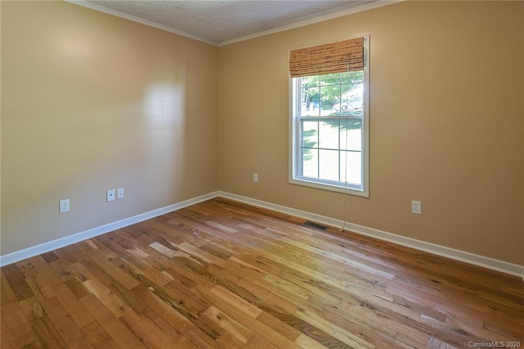 162 Rocking Porch Ridge Asheville, NC 28805 - Photo 21 of 25 Gallery Image 21