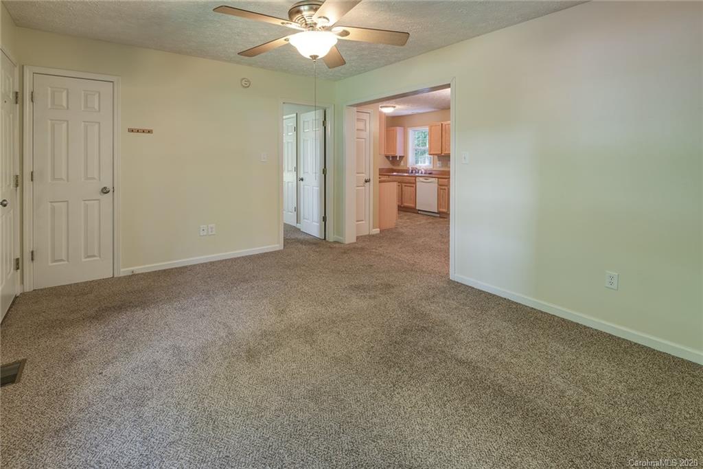 162 Rocking Porch Ridge Asheville, NC 28805 - Photo 7 of 25 Gallery Image 7