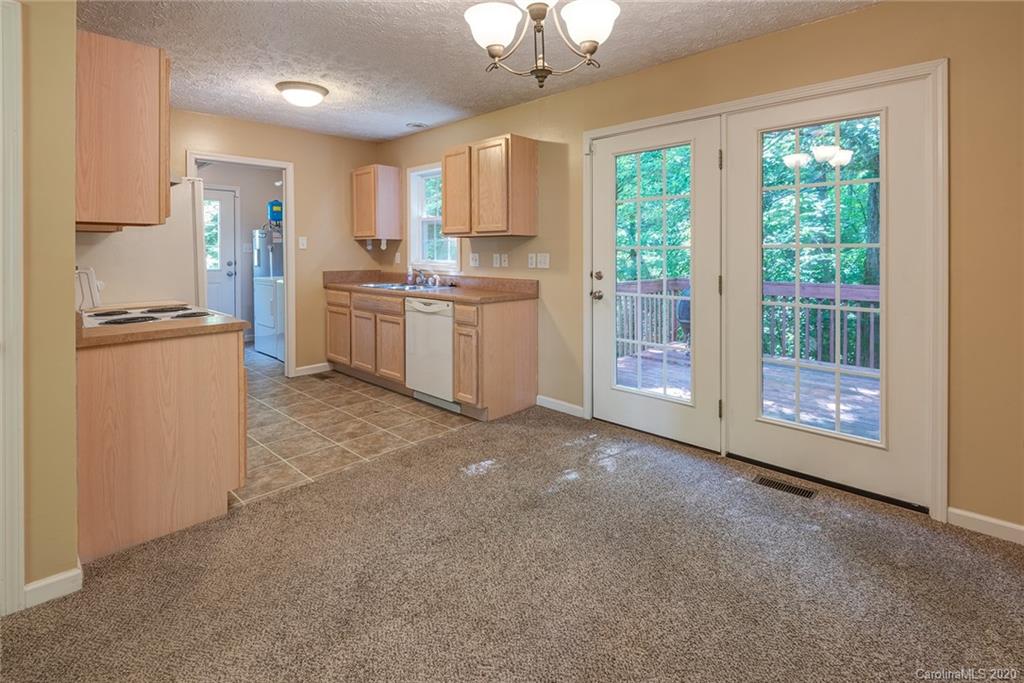 162 Rocking Porch Ridge Asheville, NC 28805 - Photo 10 of 25 Gallery Image 10