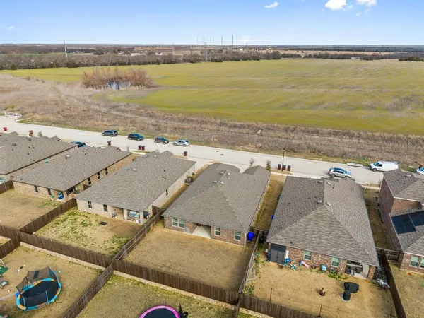$325,500 | 3020 Wooten Trail, Royse City, TX 75189