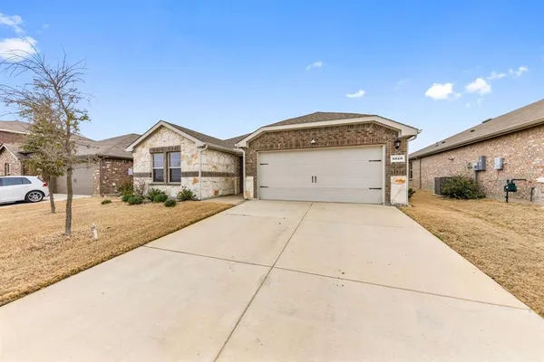 $325,500 | 3020 Wooten Trail, Royse City, TX 75189