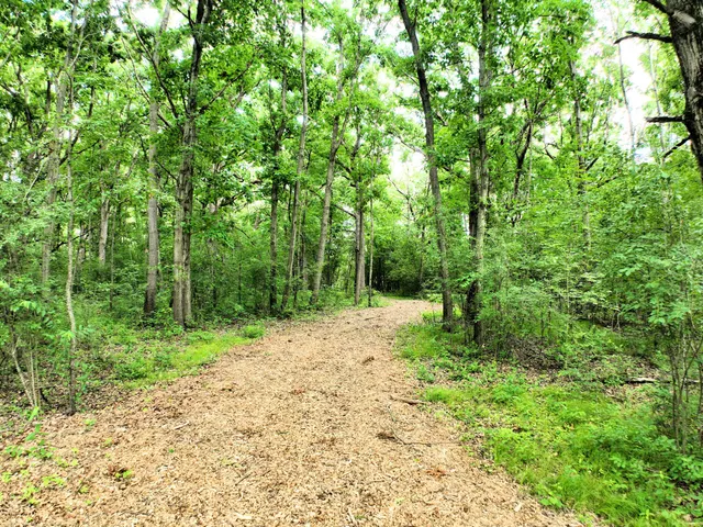 $2,950,000 | Lt1 Oak Knoll Road, Burlington, WI 53105